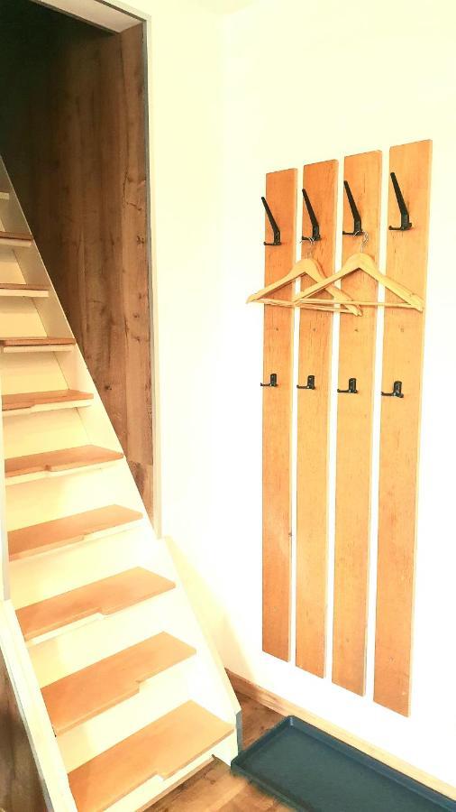 Frankes City Sleep Apartment, 6 Einzelbetten Velbert Eksteriør bilde