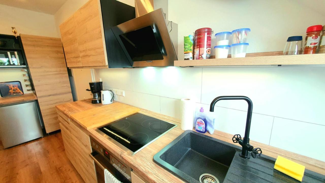 Frankes City Sleep Apartment, 6 Einzelbetten Velbert Eksteriør bilde