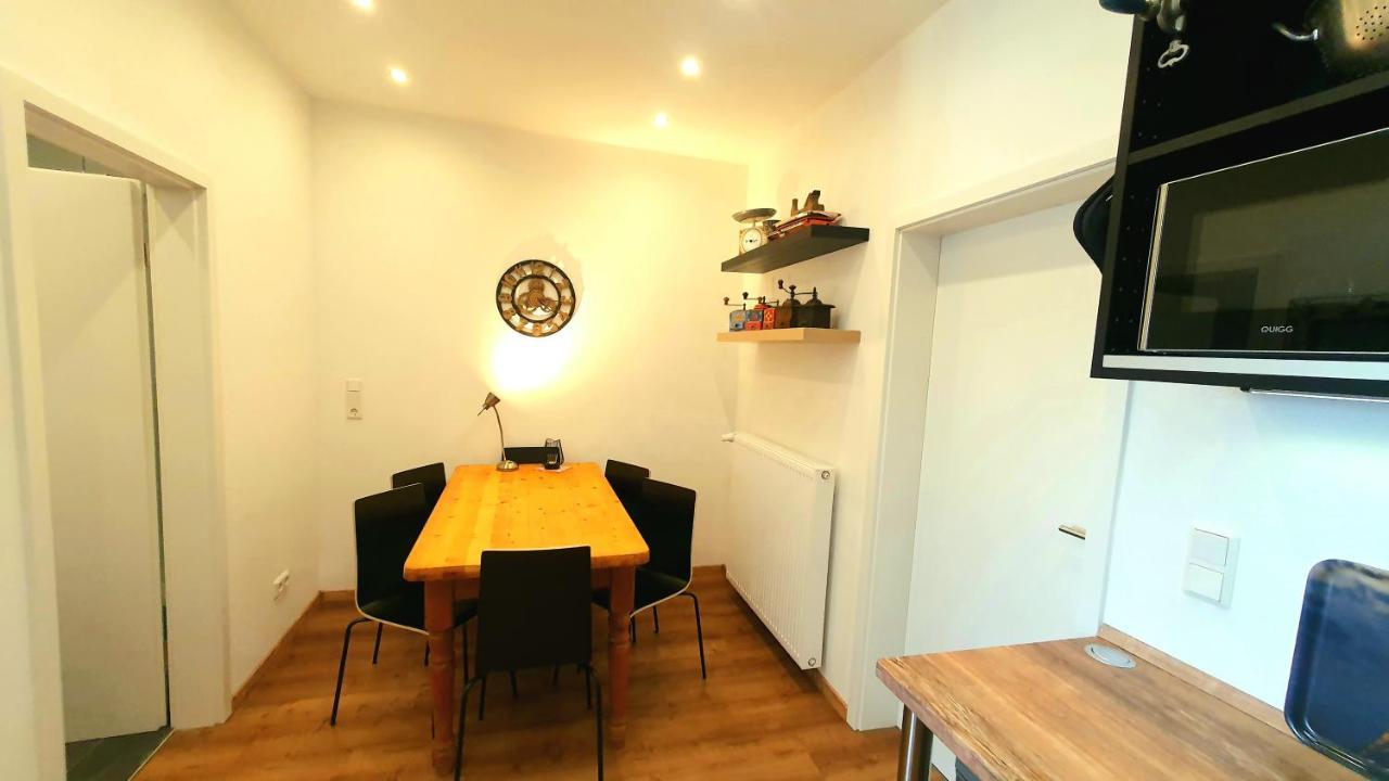 Frankes City Sleep Apartment, 6 Einzelbetten Velbert Eksteriør bilde