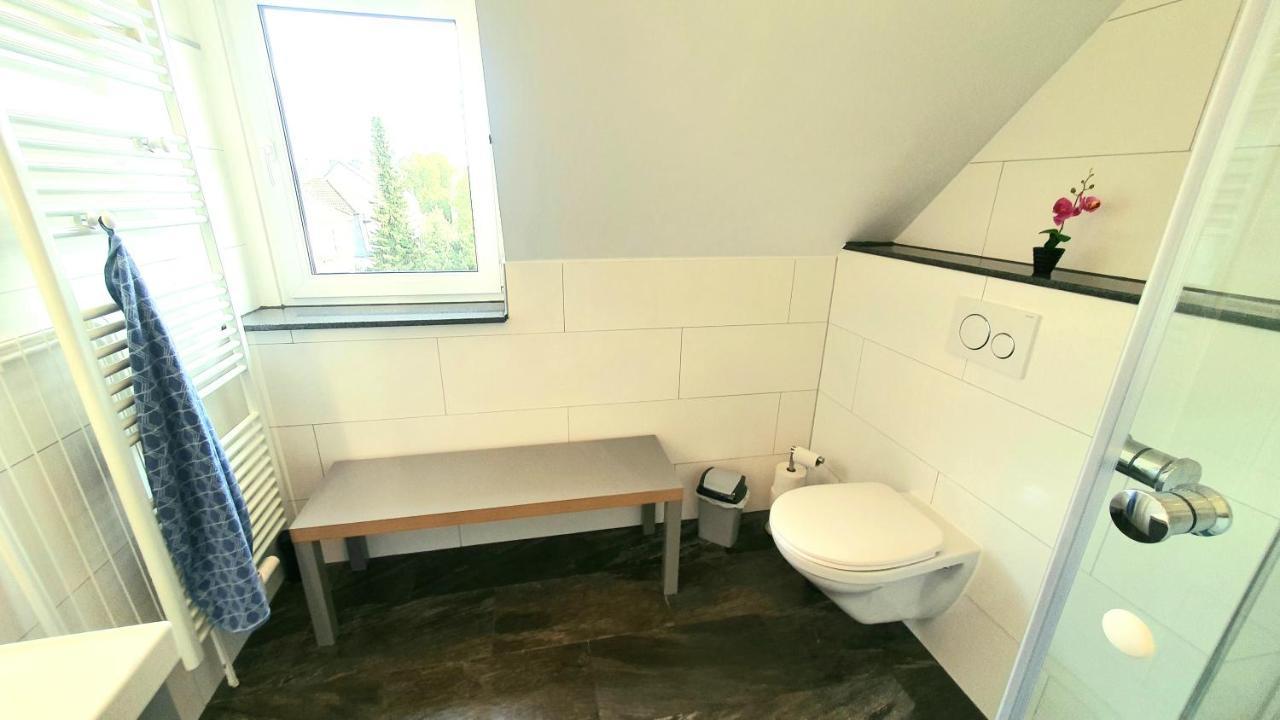 Frankes City Sleep Apartment, 6 Einzelbetten Velbert Eksteriør bilde