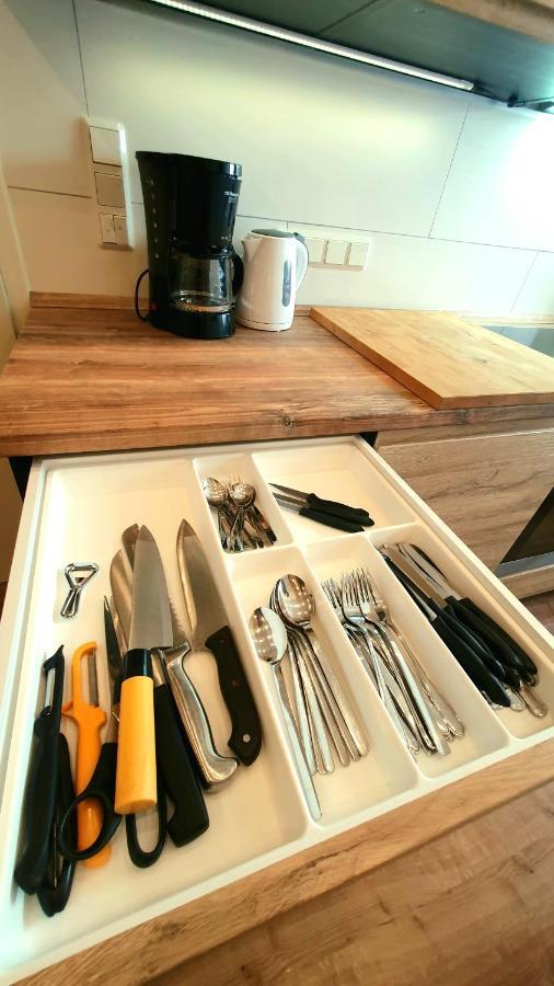 Frankes City Sleep Apartment, 6 Einzelbetten Velbert Eksteriør bilde