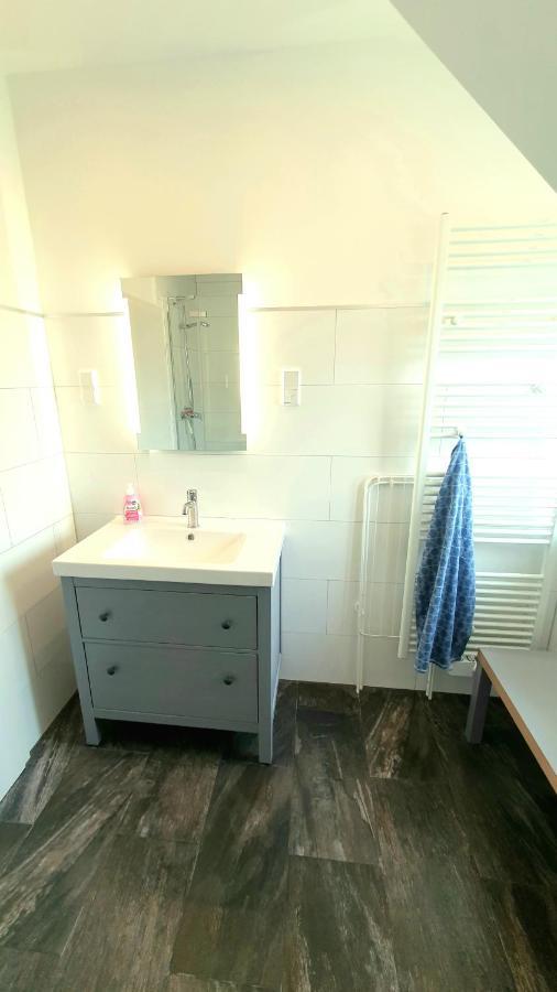 Frankes City Sleep Apartment, 6 Einzelbetten Velbert Eksteriør bilde