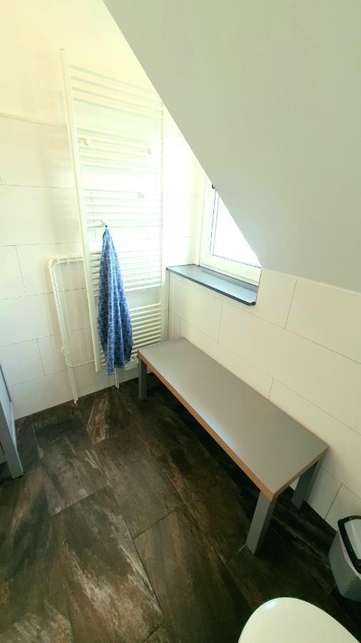 Frankes City Sleep Apartment, 6 Einzelbetten Velbert Eksteriør bilde
